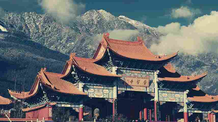 What Is The Panda Doing Around This Buddhist Temple? Find The Hidden Panda In Just 12 Seconds!
